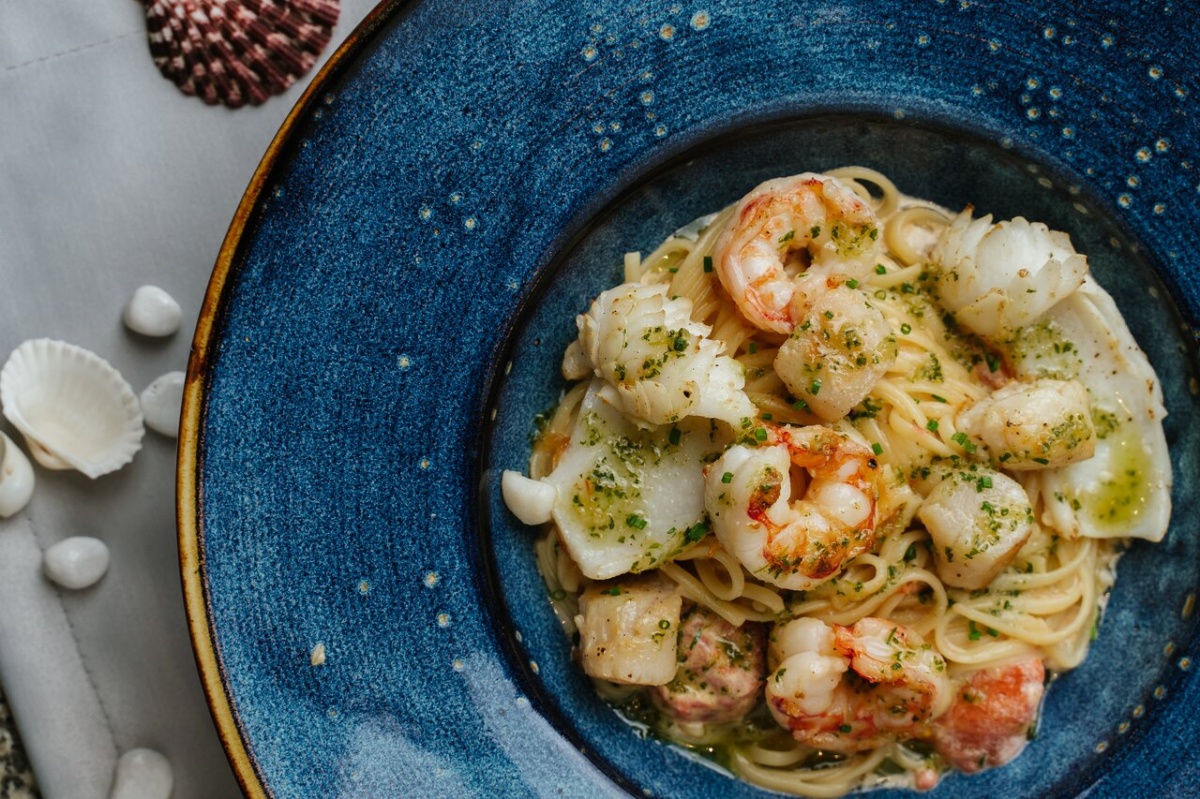 Два моря, океан